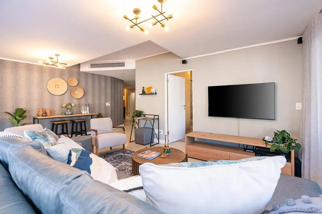 Modern Oasis In Cape Town Apartment 0*,